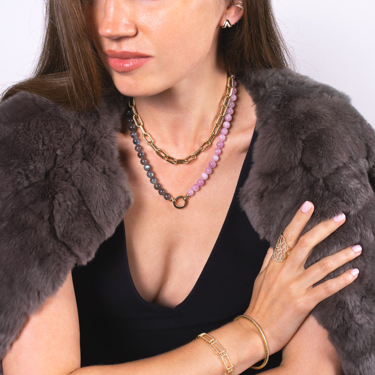 MODERN VENUS