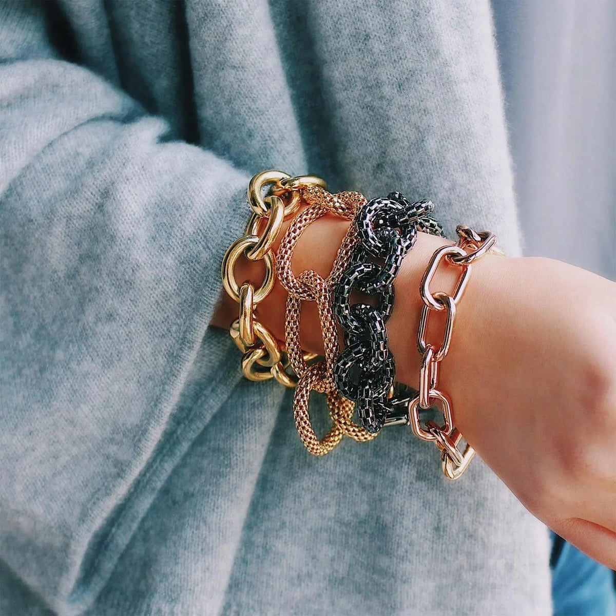 LINKS