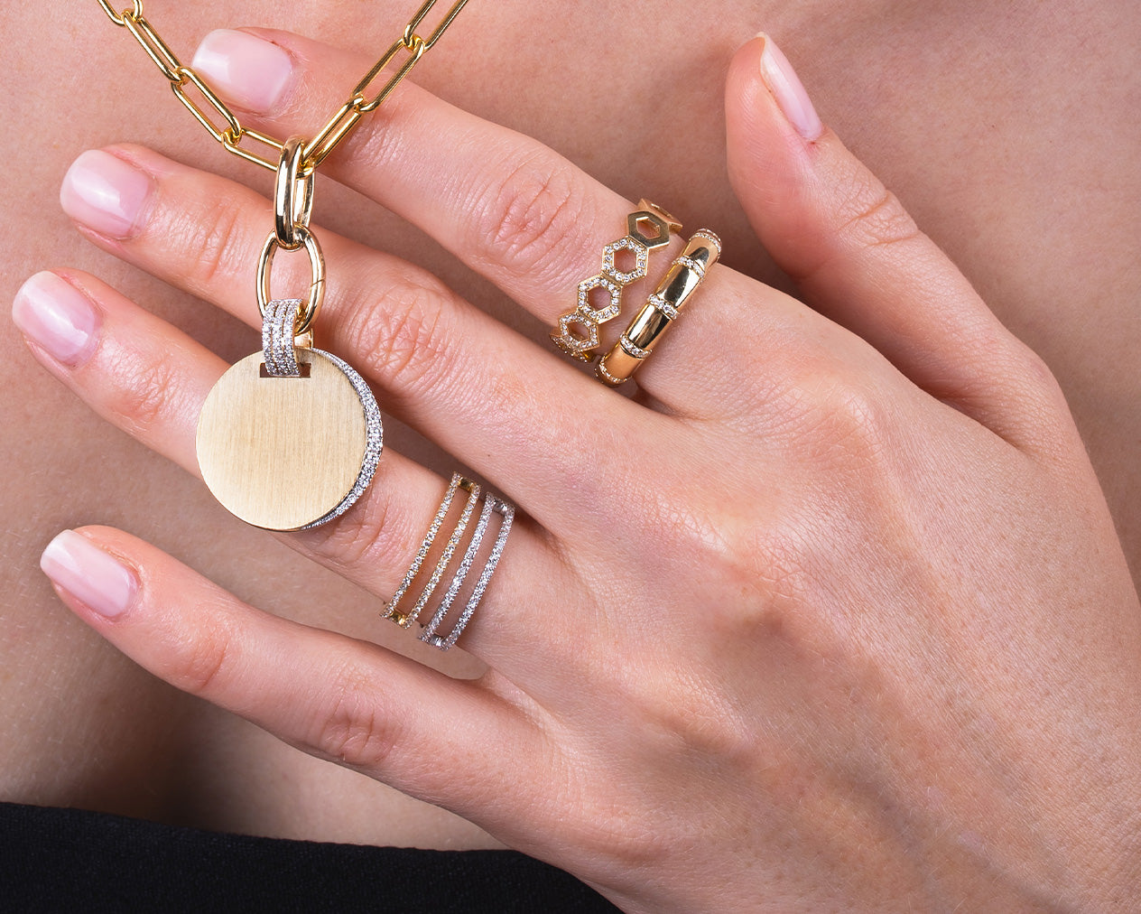 WHITE DIAMOND ECLIPSE PENDANT