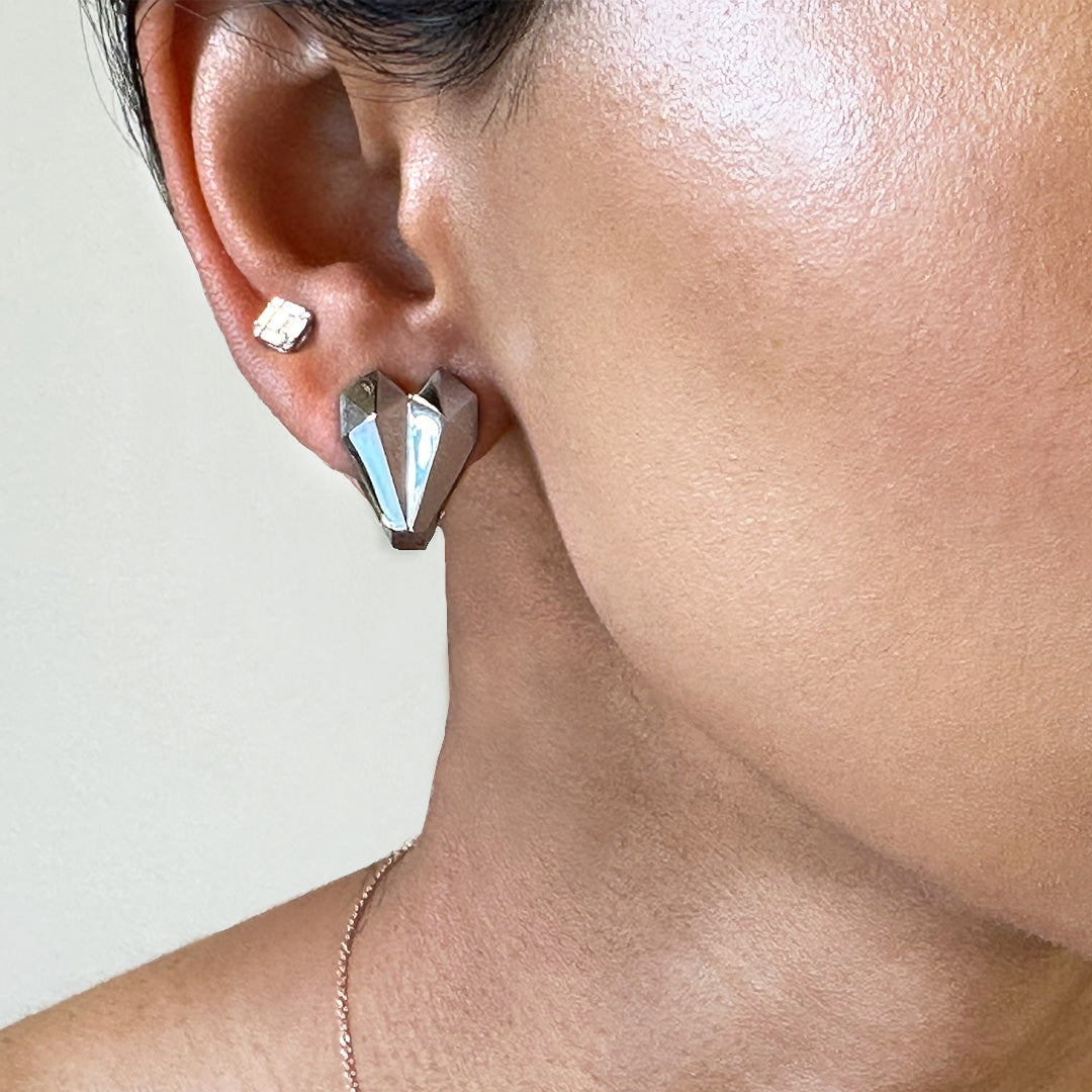 DOUBLE SIDED ANGULAR HEART HUGGIES