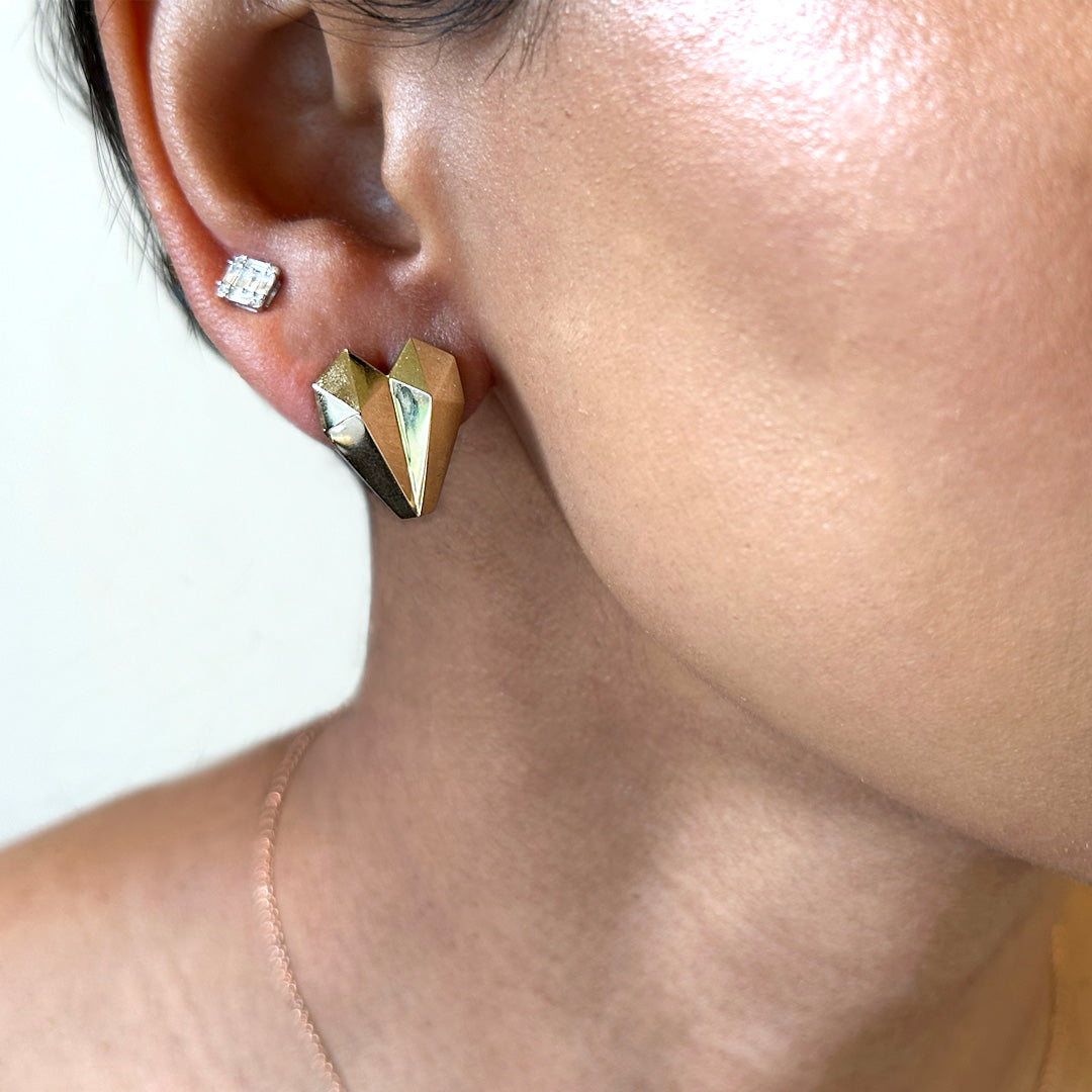 DOUBLE SIDED ANGULAR HEART HUGGIES