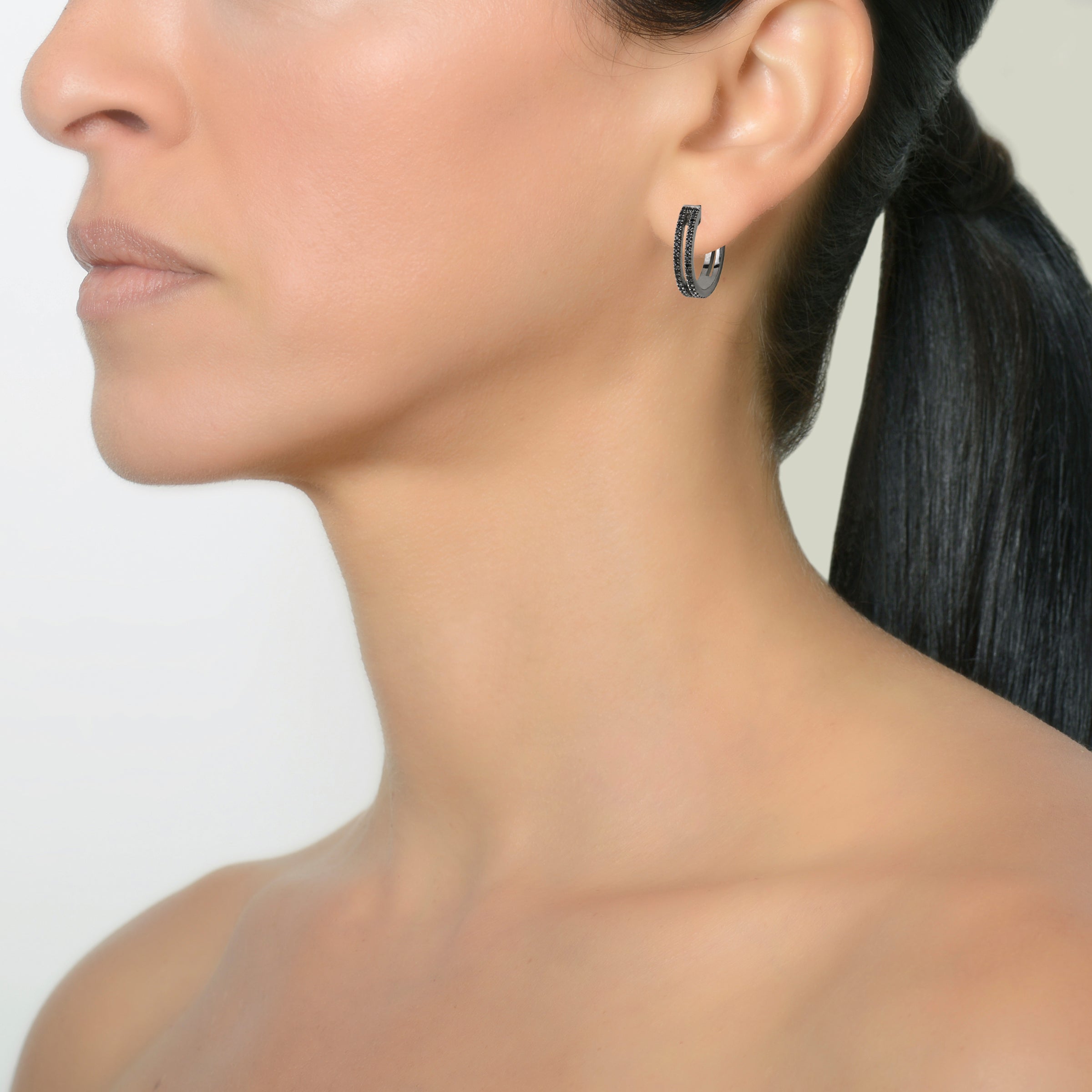 BLACK SPINEL OPEN BAR HUGGIES w/ REVERSIBLE WHITE SAPPHIRE & BLACK SPINEL OVAL EARRING EXTENSIONS