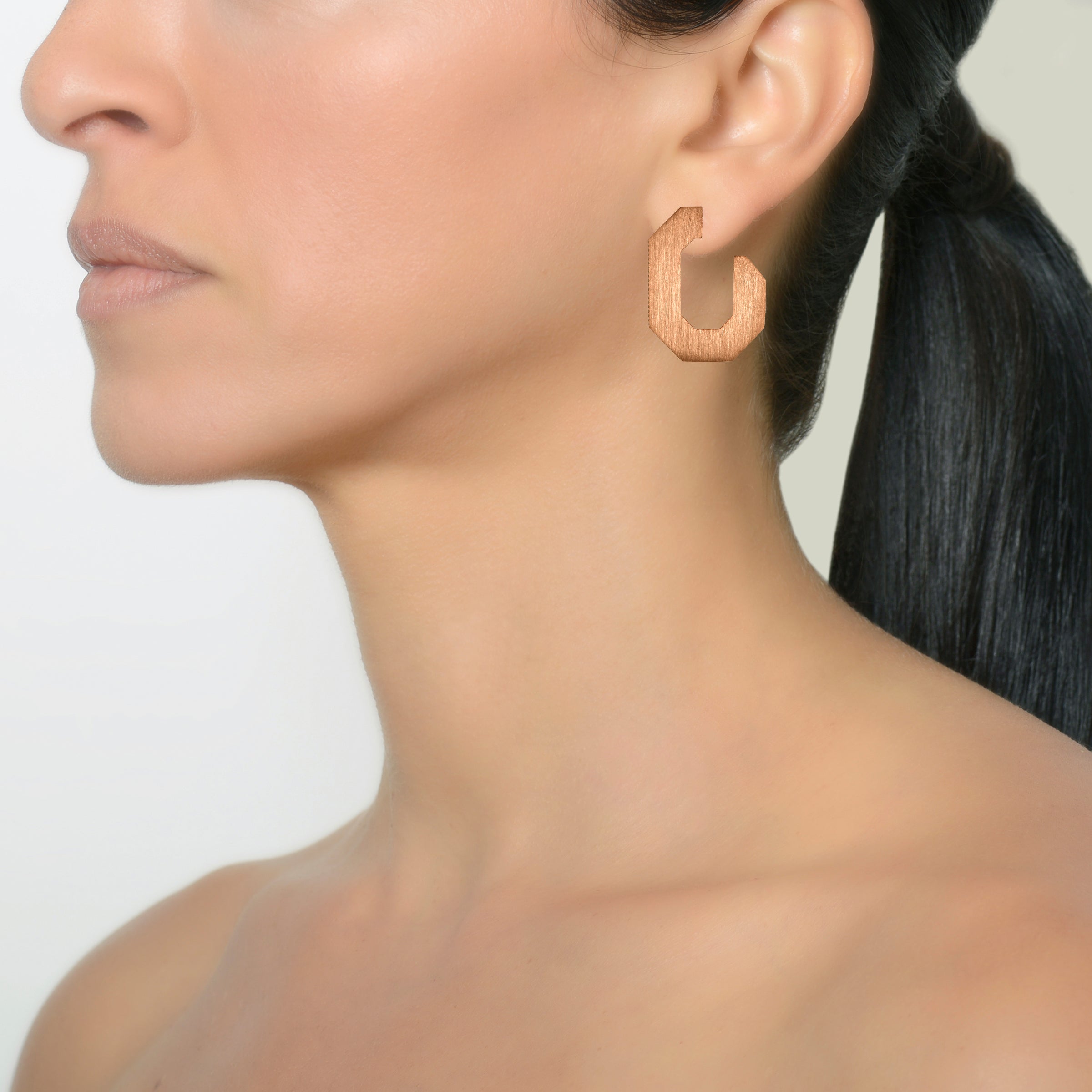 FLAT ANGULAR HOOPS