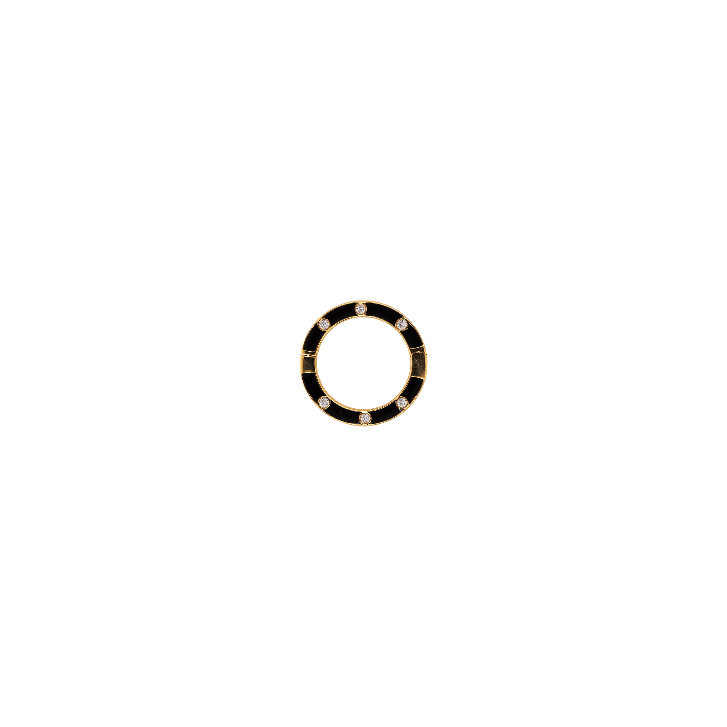 ENAMEL ROUND CLASP